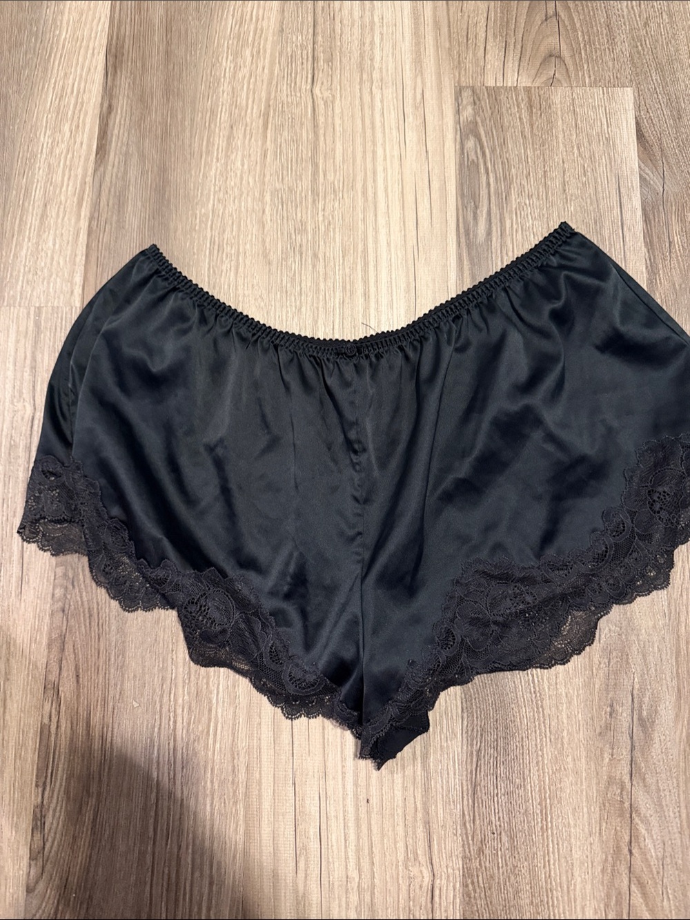 SKIMS Black Lace-Trim Satin Sleep Shorts